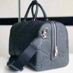 Gucci GG Unisex Jumbo GG Small Duffle Bag Black Leather Zip Closure - Imagen 4