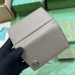 Gucci Unisex GG Marmont Card Case Wallet Double G Taupe Leather - Imagen 8