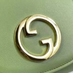Gucci Women GG Blondie Medium Chain Wallet Green Leather Round Interlocking G - Imagen 9