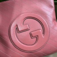 Gucci Women GG Blondie Small Tote Bag Pink Leather Round Interlocking G (1)