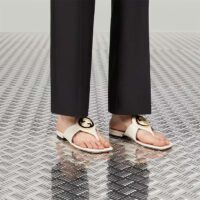 Gucci Women GG Blondie Thong Sandal White Leather Round Interlocking G 1.5 CM Heel (2)