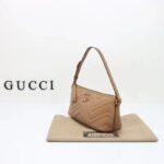 Gucci Women GG Marmont Shoulder Bag Rose Beige Matelassé Chevron Leather - Image 5