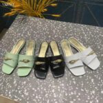 Gucci Women GG Slide Sandal Tiger Head Light Green Leather Flat - Imagen 13