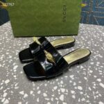 Gucci Women GG Slide Sandal Tiger Head Black Patent Leather Flat - Bild 6