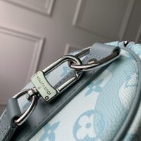 Louis Vuitton LV Unisex Keepall Bandoulière 25 Crystal Blue Monogram Aquagarden Coated Canvas (3)