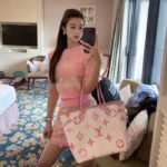 Louis Vuitton LV Unisex Neverfull MM Pink Monogram Coated Canvas Textile Lining - Image 12