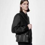 Louis Vuitton LV Unisex Soft Trunk Wearable Wallet Black Taurillon Monogram Leather - Imagen 13