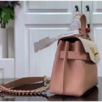 Louis Vuitton LV Women Lockme Ever Mini Handbag Rose Quartz Trianon Grained Calf Leather - Imagen 4