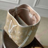 Louis Vuitton LV Women Néonoé MM White Cotton Cowhide Leather (6)