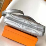 Louis Vuitton LV Women New Wave Chain Bag MM Metallic Gray Quilted Cowhide Leather - immagine 5