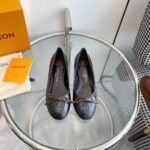 Louis Vuitton LV Women Nina Flat Ballerina Black Monogram Embossed Calf Leather Canvas Bow - Imagen 4