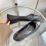 Louis Vuitton LV Women Nina Flat Ballerina Black Monogram Embossed Calf Leather Canvas Bow - Imagen 7