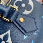 Louis Vuitton LV Women Seedy Bandoulière 20 Dégradé Blue Embossed Supple Cowhide Leather - Image 5