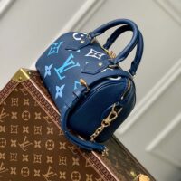 Louis Vuitton LV Women Seedy Bandoulière 20 Dégradé Blue Embossed Supple Cowhide Leather (1)