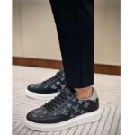 Louis Vuitton Unisex Beverly Hills Sneaker Black Monogram-Printed Calf Leather Rubber Outsole - Imagen 11