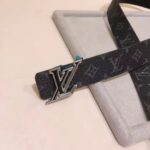 Louis Vuitton Unisex LV Speed 40mm Reversible Belt Turquoise Blue Monogram Eclipse Coated Canvas Leather - Imagen 6