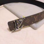 Louis Vuitton Unisex LV Speed 40mm Reversible Belt Yellow Monogram Coated Canvas Leather – Bild 8