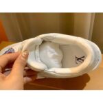 Louis Vuitton Unisex LV x YK LV Trainer Sneaker White Printed Grained Calf Leather Monogram Flowers - immagine 10