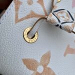 Louis Vuitton Women LV Néonoé BB Beige Monogram Coated Canvas Textile Lining - Bild 8