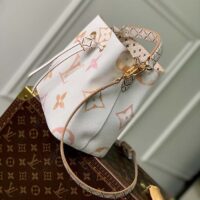 Louis Vuitton Women LV Néonoé BB Beige Monogram Coated Canvas Textile Lining (1)