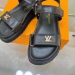 Louis Vuitton Women LV Sunset Comfort Flat Sandal Ivory Black Lamb Leather - immagine 8