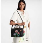 Louis Vuitton Women LVxYK Speedy Bandoulière 25 Black Embossed Grained Monogram Cowhide Leather – Image 12