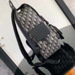 Dior CD Unisex Maxi Gallop Backpack Beige Black Dior Oblique Jacquard Black Grained Calfskin – Bild 5