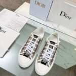 Dior CD Unisex Walk'n'Dior Sneaker Beige Black Embroidered Cotton Toile De Jouy Voyage - Image 4
