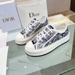 Dior CD Unisex Walk'n'Dior Sneaker Blue Toile De Jouy Embroidered Cotton – Bild 2