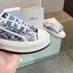 Dior CD Unisex Walk'n'Dior Sneaker Blue Toile De Jouy Embroidered Cotton – Bild 6