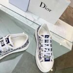 Dior CD Unisex Walk'n'Dior Sneaker Blue Toile De Jouy Embroidered Cotton – Bild 4