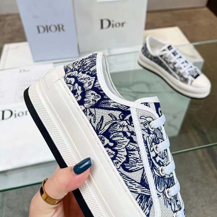 Dior CD Unisex Walk’n’Dior Sneaker Blue Toile De Jouy Embroidered Cotton (9)