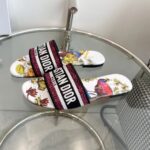 Dior Unisex CD Dway Slide Embroidered Cotton White Multicolor Indian Animals Tiger - Image 3