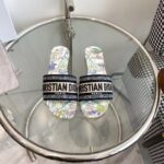 Dior Unisex CD Dway Slide White Multicolor Embroidered Cotton Étoile De Voyage Motif - immagine 3