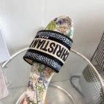 Dior Unisex CD Dway Slide White Multicolor Embroidered Cotton Étoile De Voyage Motif - immagine 9