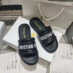 Dior Unisex CD Every-D Slide Black Embossed Lambskin - immagine 4