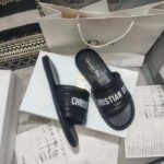 Dior Unisex CD Every-D Slide Black Embossed Lambskin - immagine 6