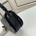 Dior Women CD Signature Bag Strap Blue Dior Oblique Jacquard Flap Closure - Image 7