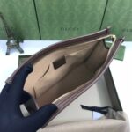 Gucci Unisex Beauty Case Interlocking G Beige Ebony GG Supreme Canvas - Image 8