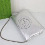 Gucci Unisex Blondie Medium Tote Bag Silver Lamé Leather Round Interlocking G - Imagen 5