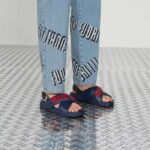 Gucci Unisex GG Gucci Sandal Smooth Blue Red Leather Script Rubber Buckle Flat – Image 11