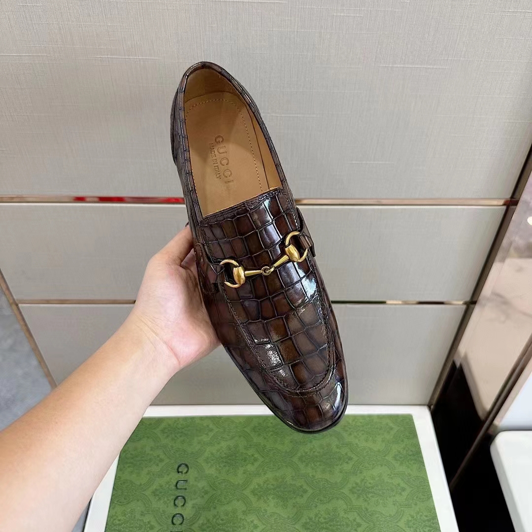 Gucci Unisex GG Jordaan Crocodile Loafer Blake Construction Brown Horsebit Leather Flat 1 CM Heel (9)