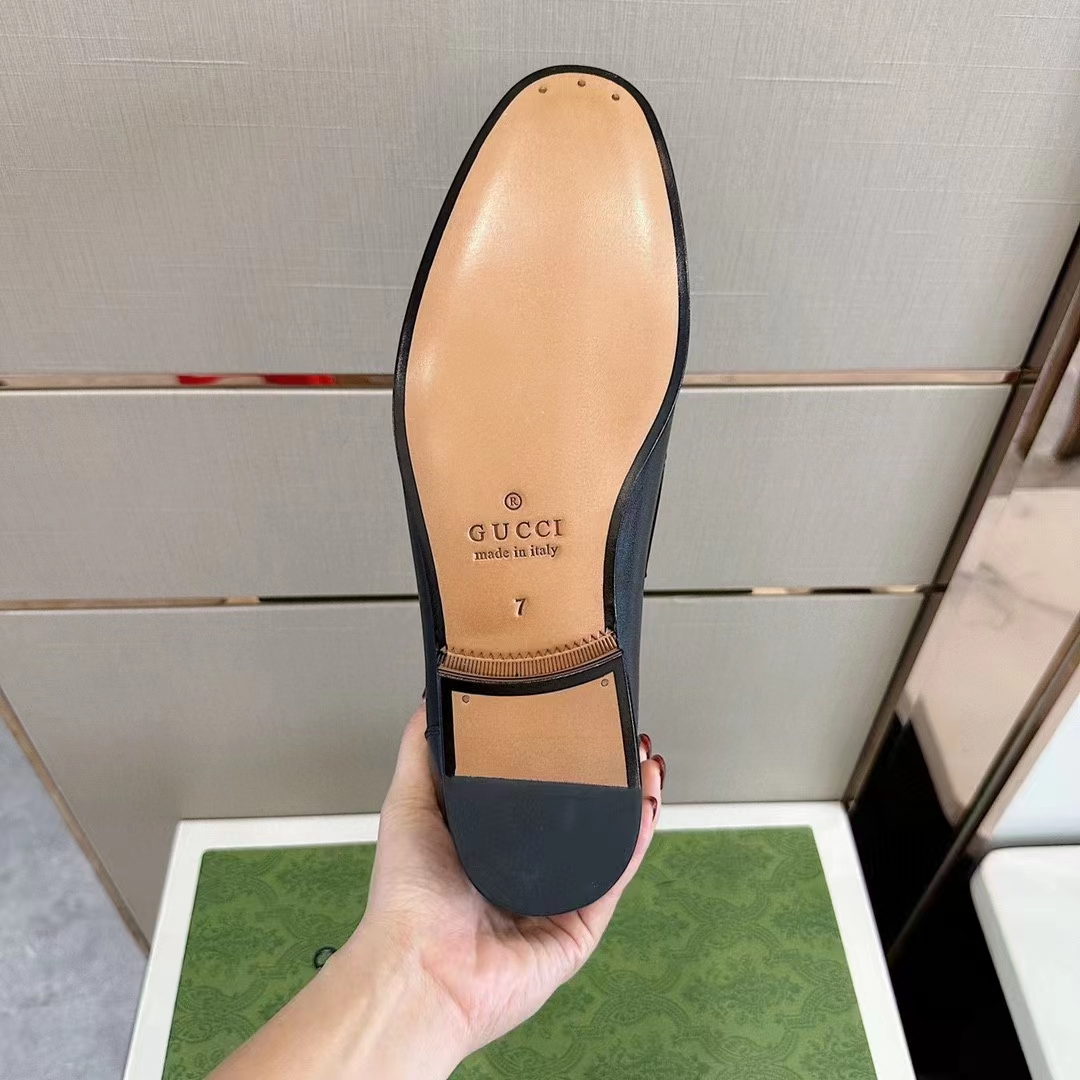 Gucci Unisex GG Loafer Horsebit Soft Black Leather Web Sole Flat 1.5 CM Heel (14)