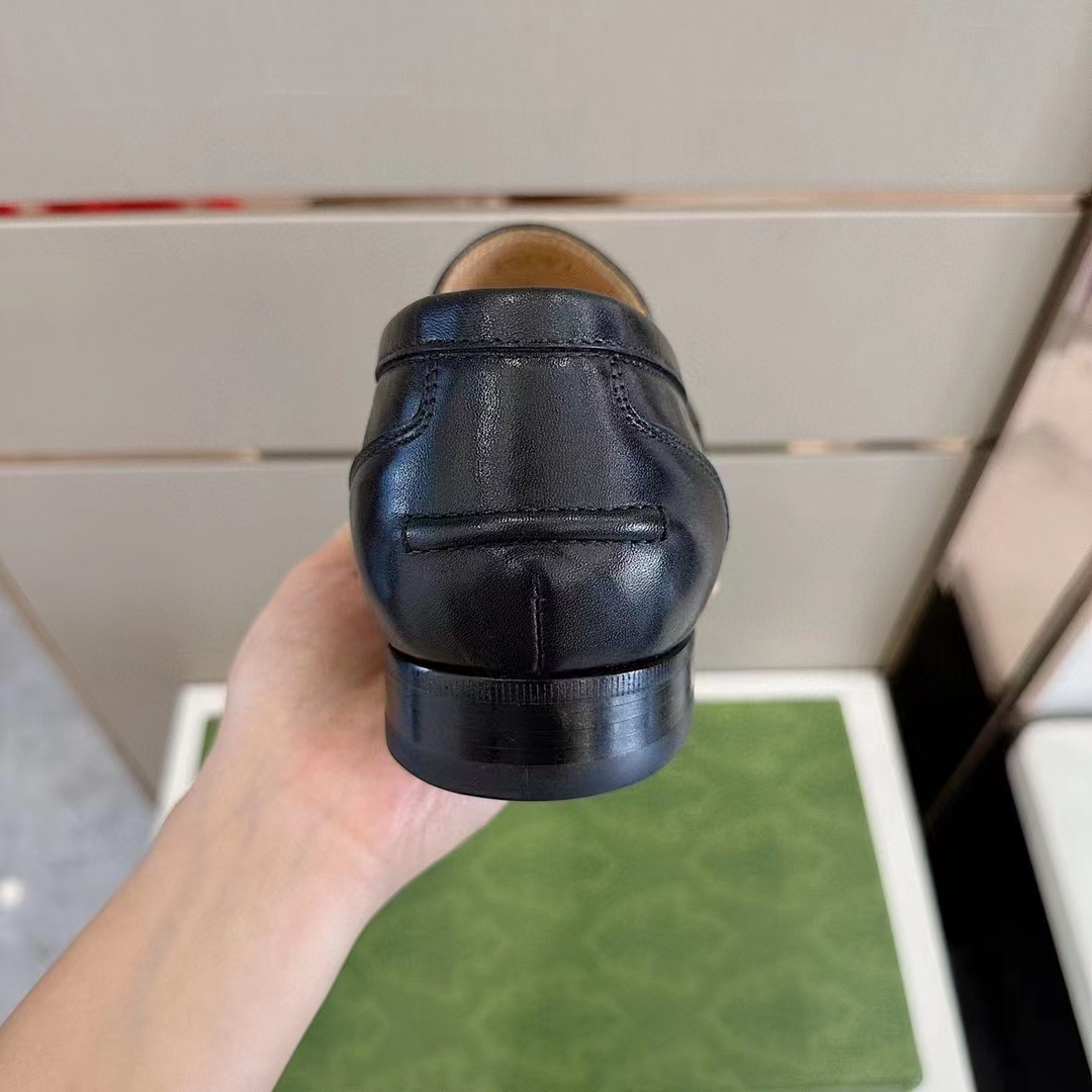 Gucci Unisex GG Loafer Horsebit Soft Black Leather Web Sole Flat 1.5 CM Heel (7)