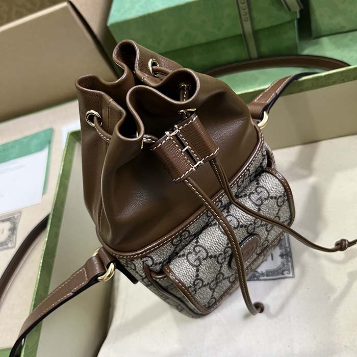 Gucci Unisex GG Mini Bucket Bag Interlocking G Beige Ebony GG Supreme Canvas (8)