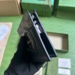 Gucci Unisex GG Wallet Cut-Out Interlocking G Beige Ebony GG Supreme Canvas - Imagen 6