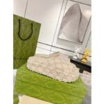 Gucci Unisex Slide Sandal Interlocking G Beige Ebony GG Rubber Low Heel – Bild 2