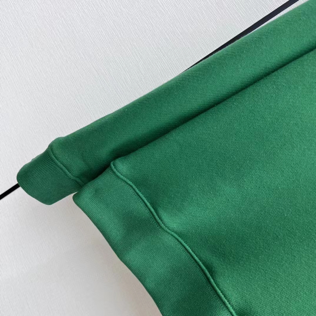 Gucci Women GG Cotton Jersey Sweatshirt Green Light Felted Crewneck Long Sleeves (14)