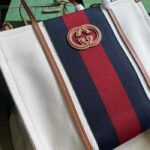 Gucci Women GG Small Interlocking G Tote Bag White Cotton Canvas - Image 5