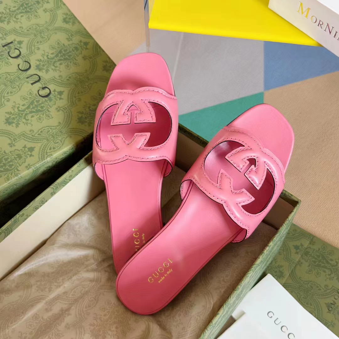 Gucci Women Interlocking G Cut Out Slide Sandal Dark Pink Leather Flat (1)